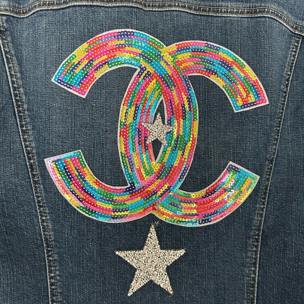 Lee Blue Jean Jacket with Multicolor and Silver Accents - Picture 2 of 4